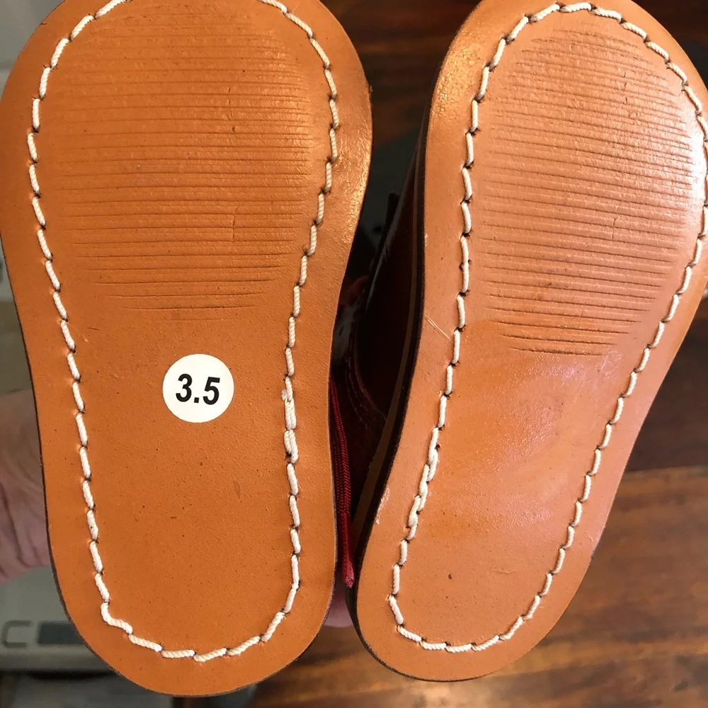 NEW JOSMO WALKER Patent Ostrich Walking Shoes Size: 3.5 toddler Color: Burgundy